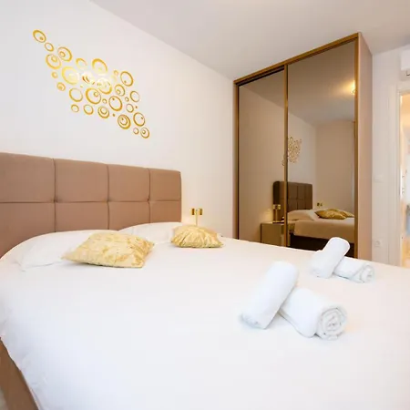 Mifi * Τρογκίρ