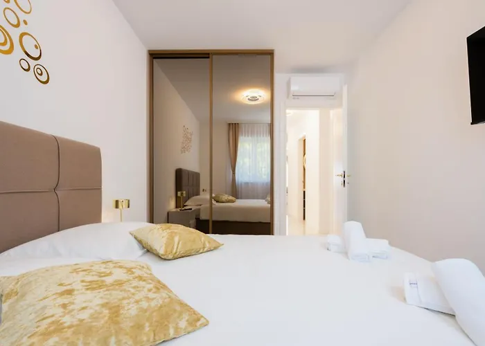 Mifi Apartamento Trogir